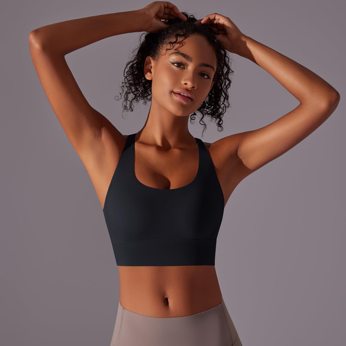 NOMV™ Women's Lightweight Breathable Seamless Medium Support Padded Sports Bra Cross Back Yoga,Jogging,Fitness